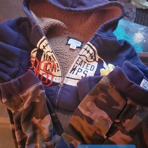 Boys 7/8 camo/sherpa hoodie set